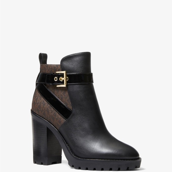 NEW MICHAEL KORS CLANCY LOGO And LEATHER ANKLE BOOT IN BLACK /BROWN - Picture 2 of 5